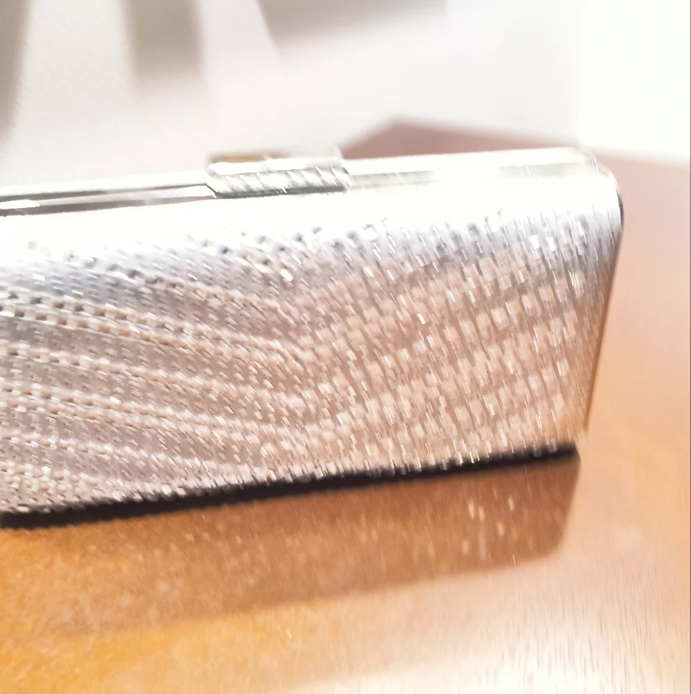 Silver sparkle formal clasped clutch purse